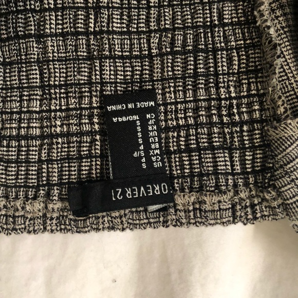 Im selling this because is not my size - Picture 3 of 5